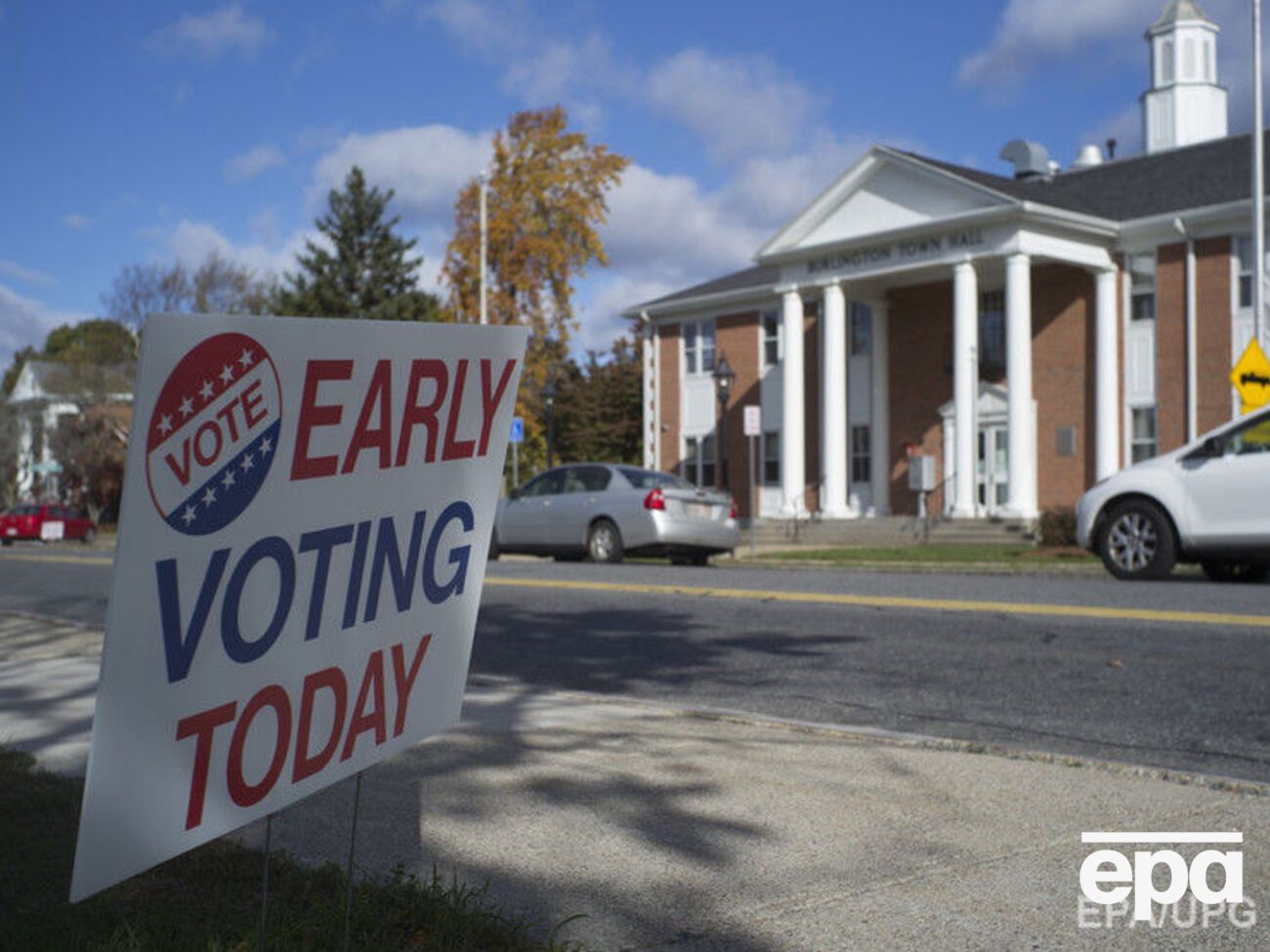 Большинство из уже проголосовавших являются&nbsp;сторонниками Демократической партии