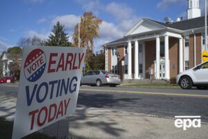 Большинство из уже проголосовавших являются сторонниками Демократической партии