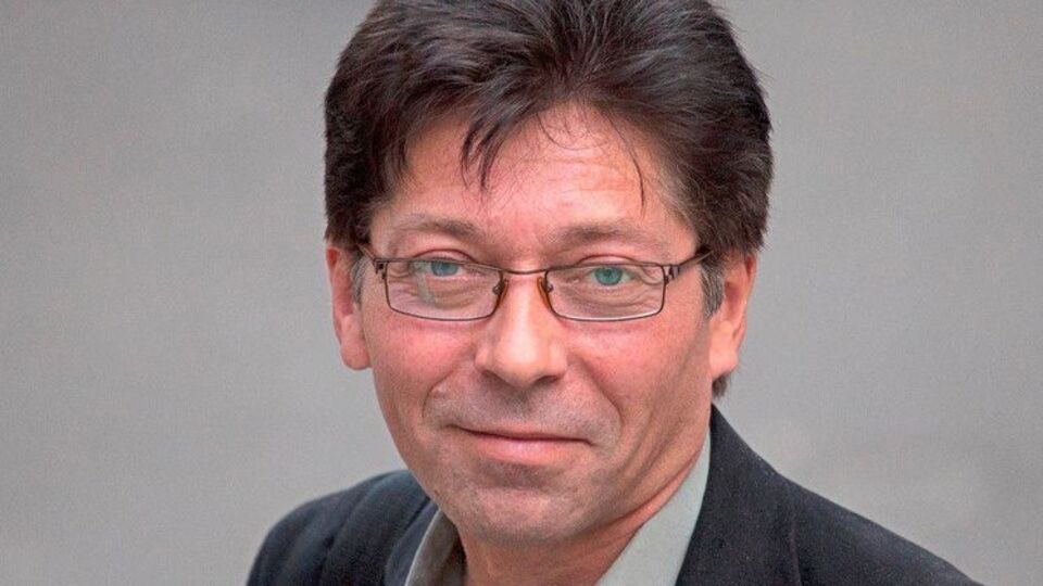 Сотник: Чем тяжелее общественная апатия, разочарование – тем больше эмигрантов