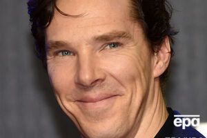 Камбербэтч выступил в роди сказочника