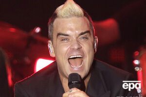 Уильямс обнажился для фотосъемки