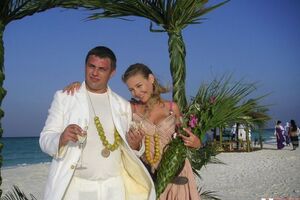 Свадьба Тины Кароль и Евгения Огира состоялась в 2008 году