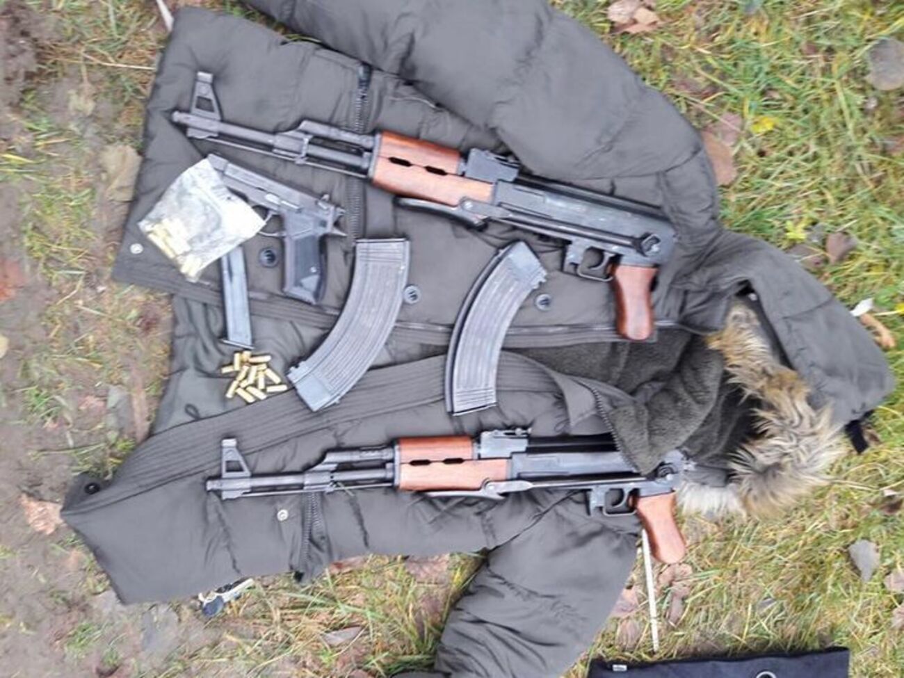 У задержанных похитителей изъято автоматическое оружие