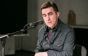 Бутусов о "Матильде": Хватит глумиться