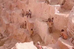 Неизвестные напали на лагерь золотокопателей