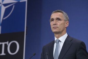 Столтенберг поздравил Трампа с победой