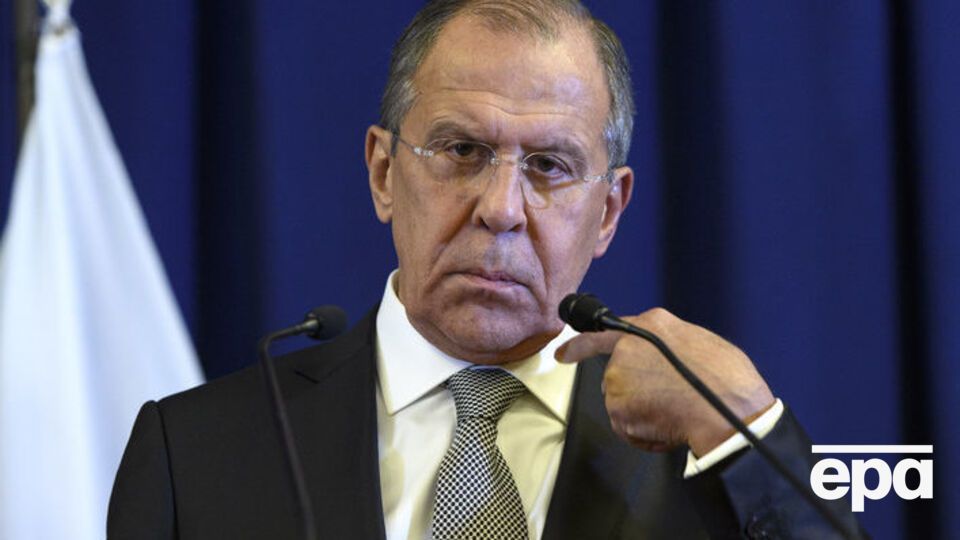 Лавров считает, что России нечего выводить с Донбасса