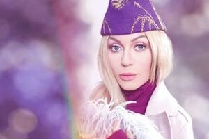 Билык: Мы живем с Асланом в разных странах, часто видимся, но и часто расстаемся. Когда услышала песню "Волшебники", написанную специально для меня, я не смогла ее не спеть