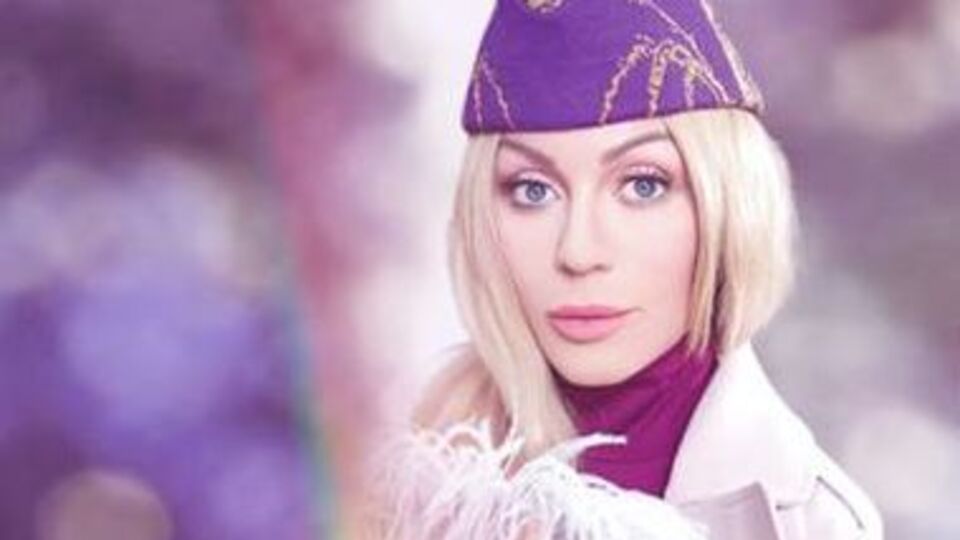 Билык: Мы живем с Асланом в разных странах, часто видимся, но и часто расстаемся. Когда услышала песню "Волшебники", написанную специально для меня, я не смогла ее не спеть