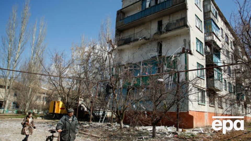 23,4% украинцев поддерживают особый статус Донбасса, амнистию для участников сепаратистских движений, которые не совершали тяжких преступлений, и проведение выборов до установления украинской власти
