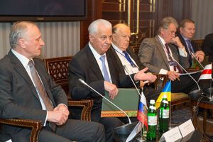 В Киеве прошел первый Балтийско-Черноморский форум с участием бывших президентов региона. Фоторепортаж