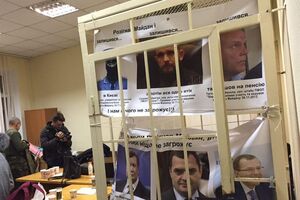 Потерпевшие по делу об избиении студентов на Евромайдане требуют встречи с Порошенко