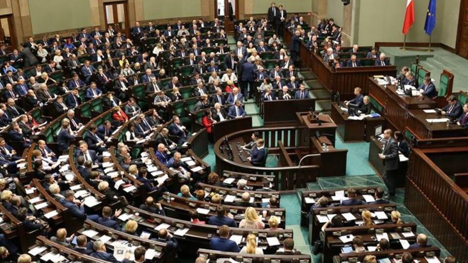 По словам польских депутатов, в Сейме трудно заработать деньги