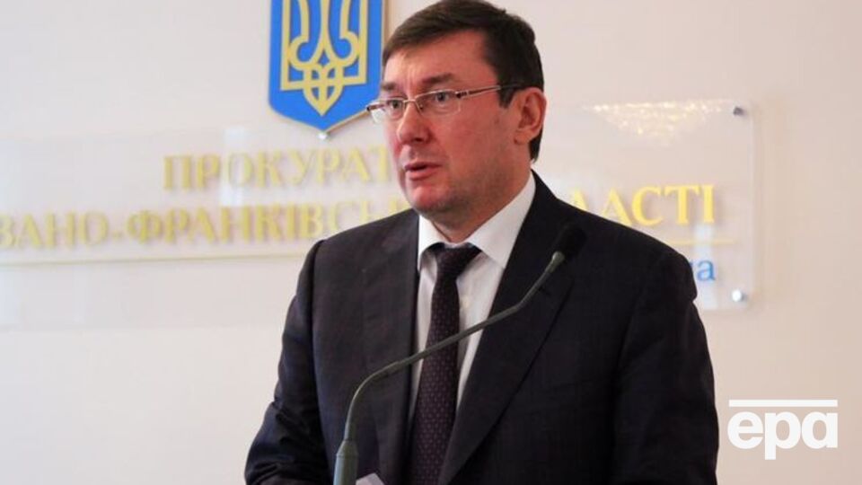 Луценко: Нет ограбления – там пыль не стерта, только открыто несколько ящиков и взято несколько малоценных вещей