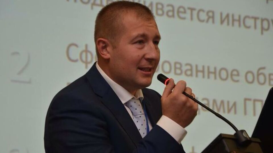 Сердюк: Я не понимаю, как можно вручать какие-то документы, которые содержат тайну следствия, лицам, которых следователи не считают представителями Януковича