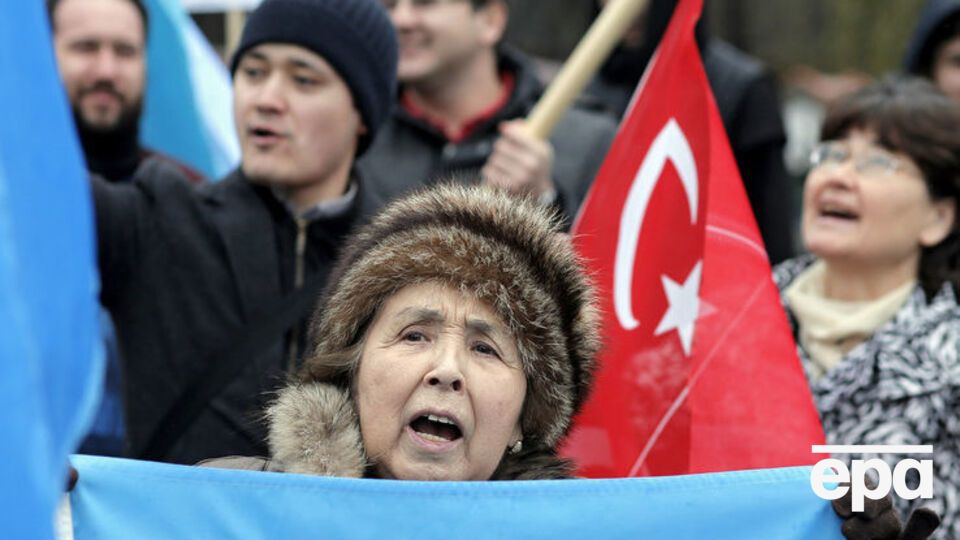 Акция была организована Обществом культуры и взаимопомощи крымских тюрок