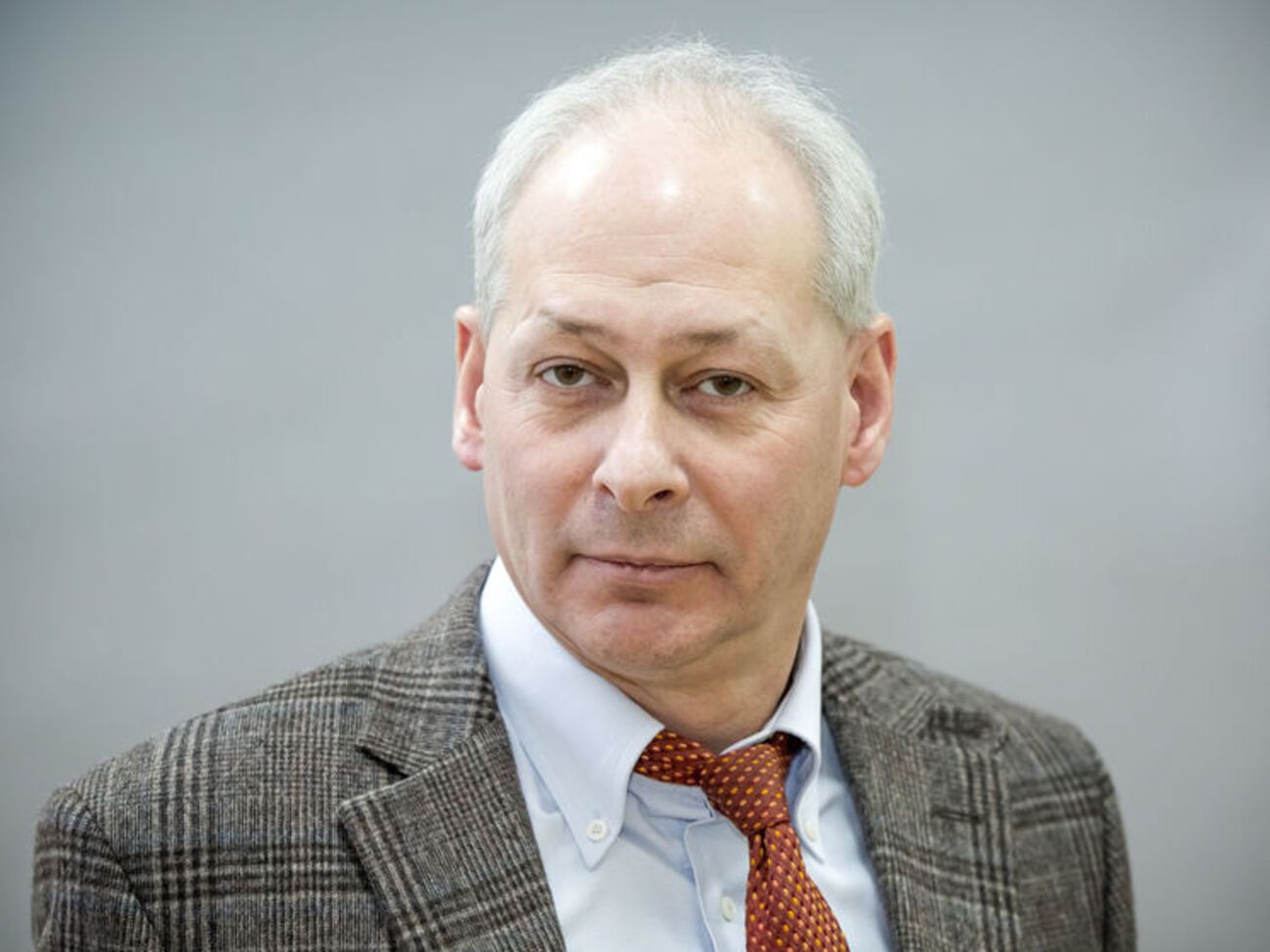 По словам Волина, в РФ "действует свобода слова, и государство не может указывать, кому что и о ком писать"