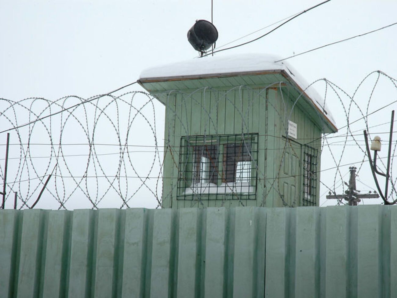 Охранники несколько часов избивали новоприбывших