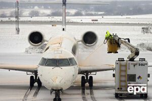 Аэропорты США массово отменяют вылеты из-за снегопада