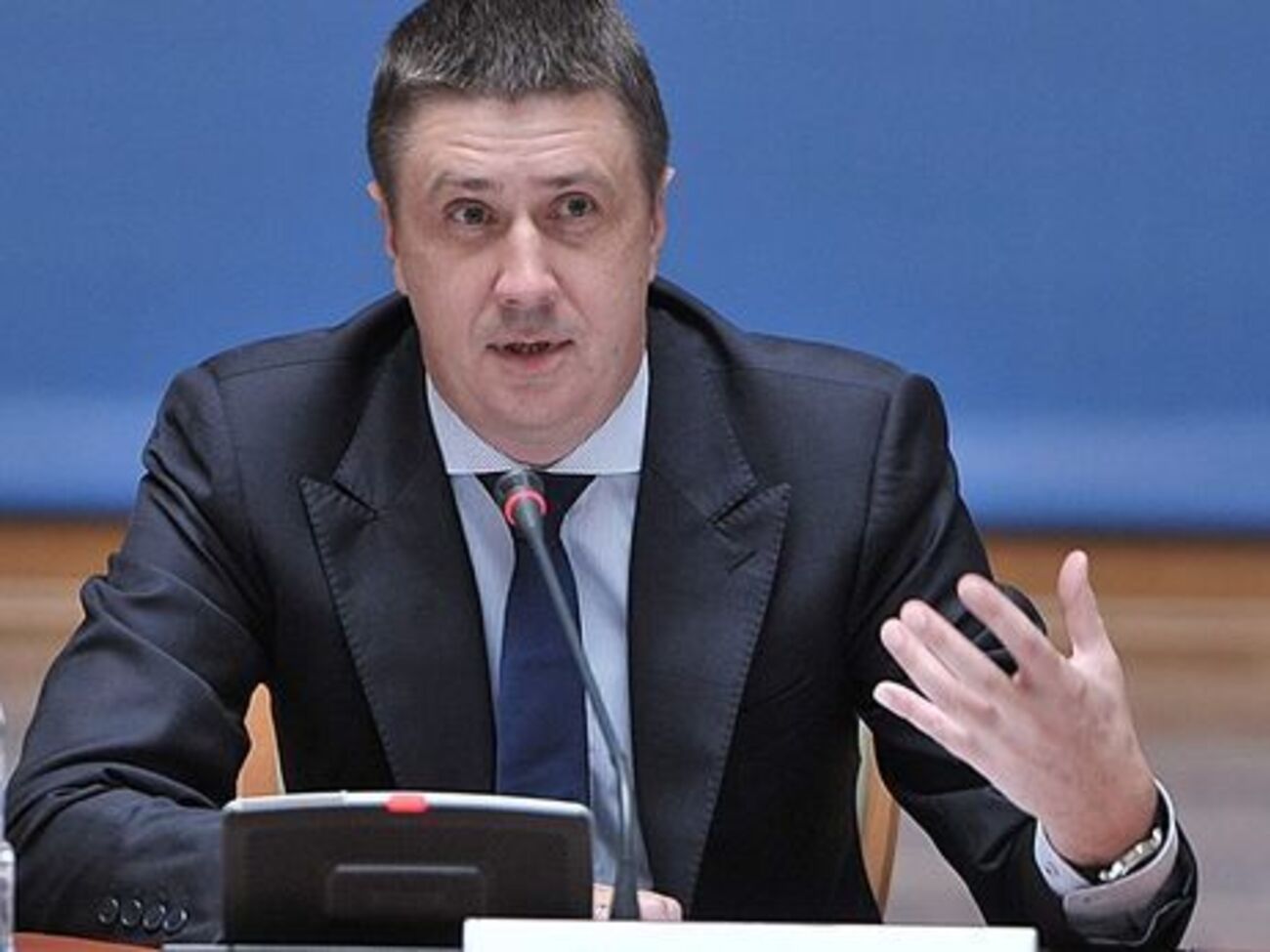 Кириленко отрицает отмену "черного списка"