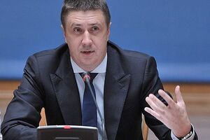 Кириленко отрицает отмену "черного списка"