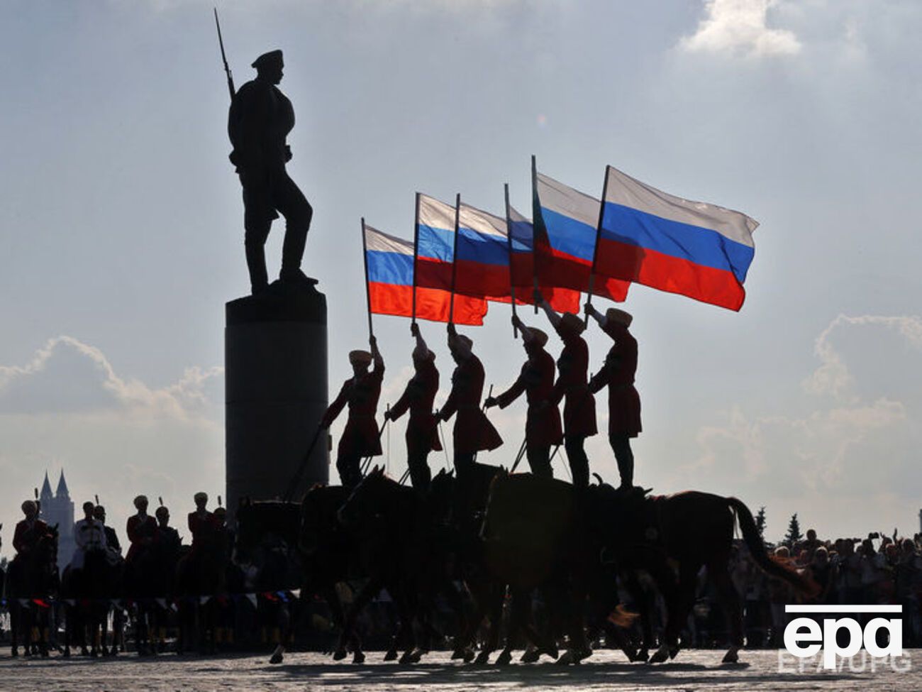 Все больше россиян озабочены своим материальным положением