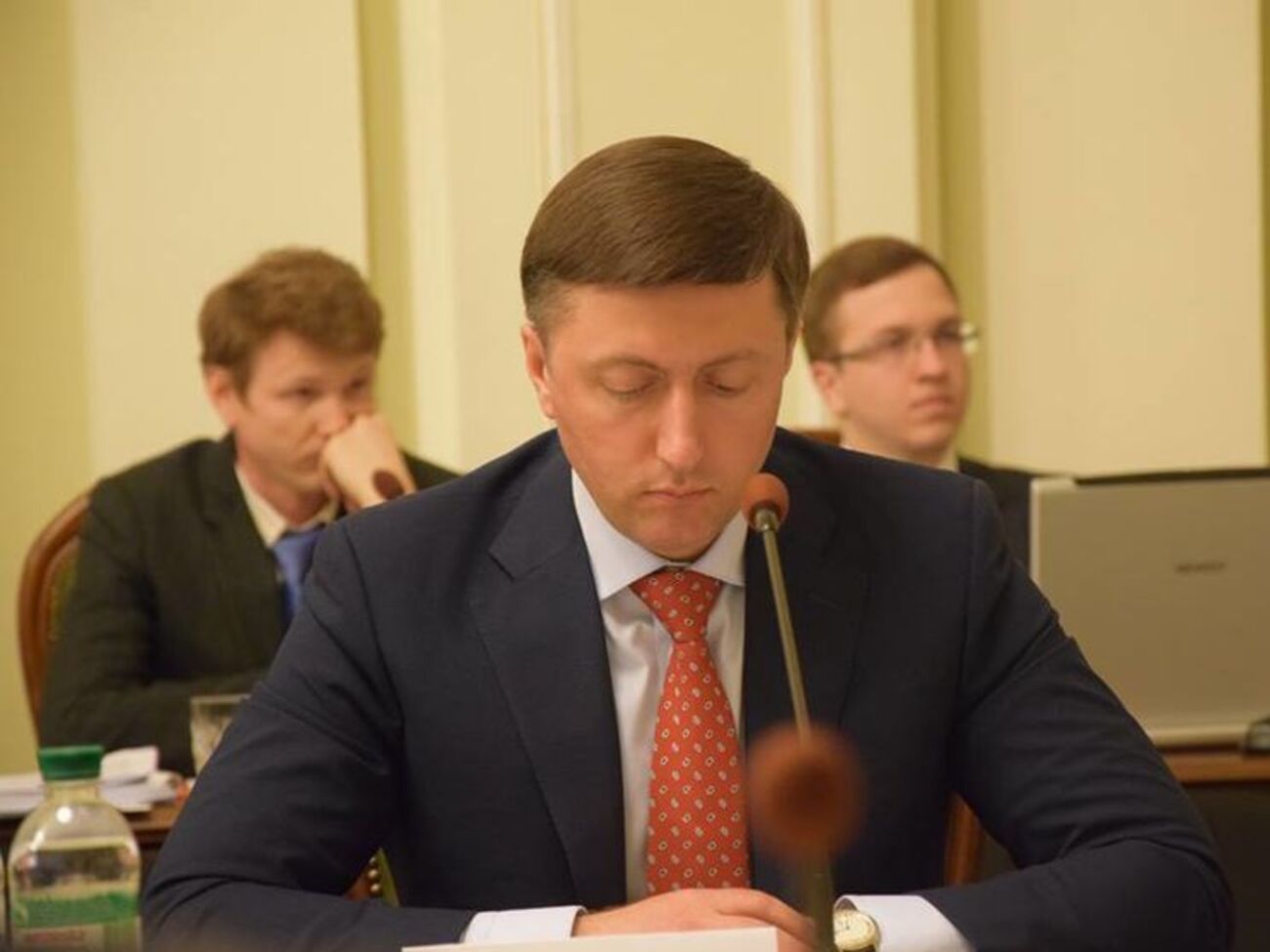 Лабазюк сегодня оказал сопротивление оперативной группе при обыске