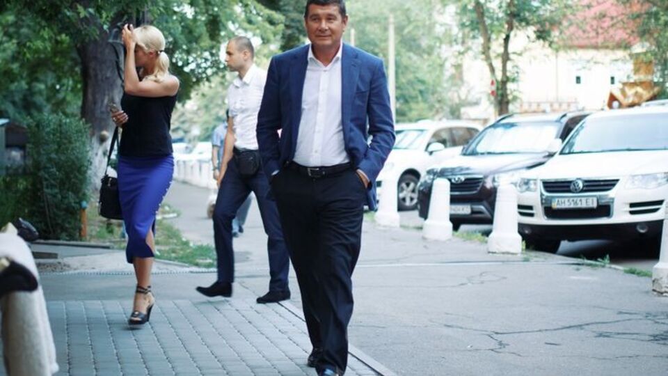 Адвокат Онищенко сообщил, что нардеп находится в Германии