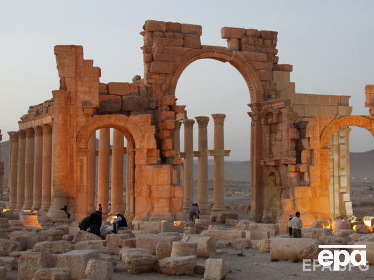 Остатки античных строений в Пальмире вновь под угрозой разрушения после возвращения в город ИГИЛ