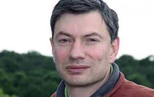 Эйдман: Клоуны в погонах и без думали, что играют в войну, а это война играла с ними