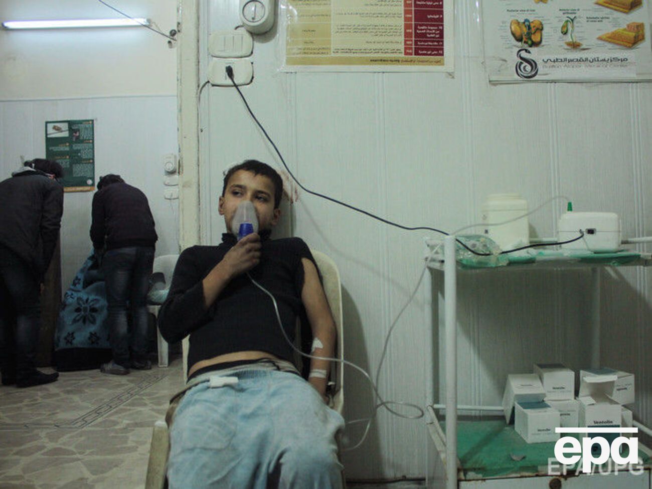 В Сирии сообщили о газовой атаке, в результате которой около 200 человек имеют проблемы с дыханием