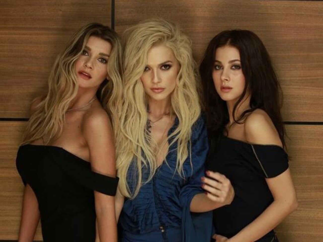 Участницы "ВИА Гры" исполнили роль пленниц