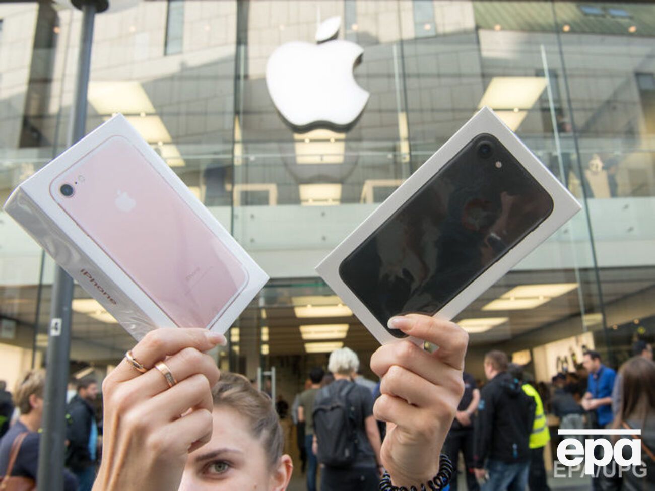 СМИ сообщают о заинтересованности Apple в технологии Dual-SIM