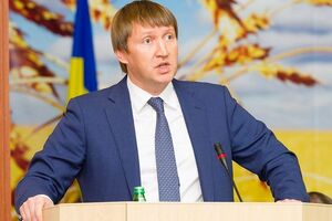 Кутовой уверен, что его отставки добиваются из-за борьбы с теневым рынком спирта