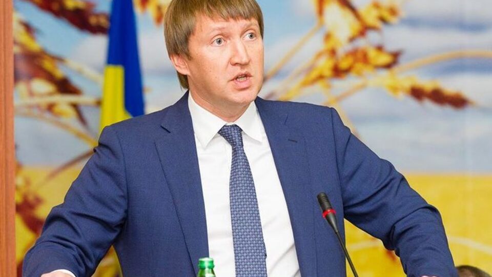 Кутовой уверен, что его отставки добиваются из-за борьбы с теневым рынком спирта