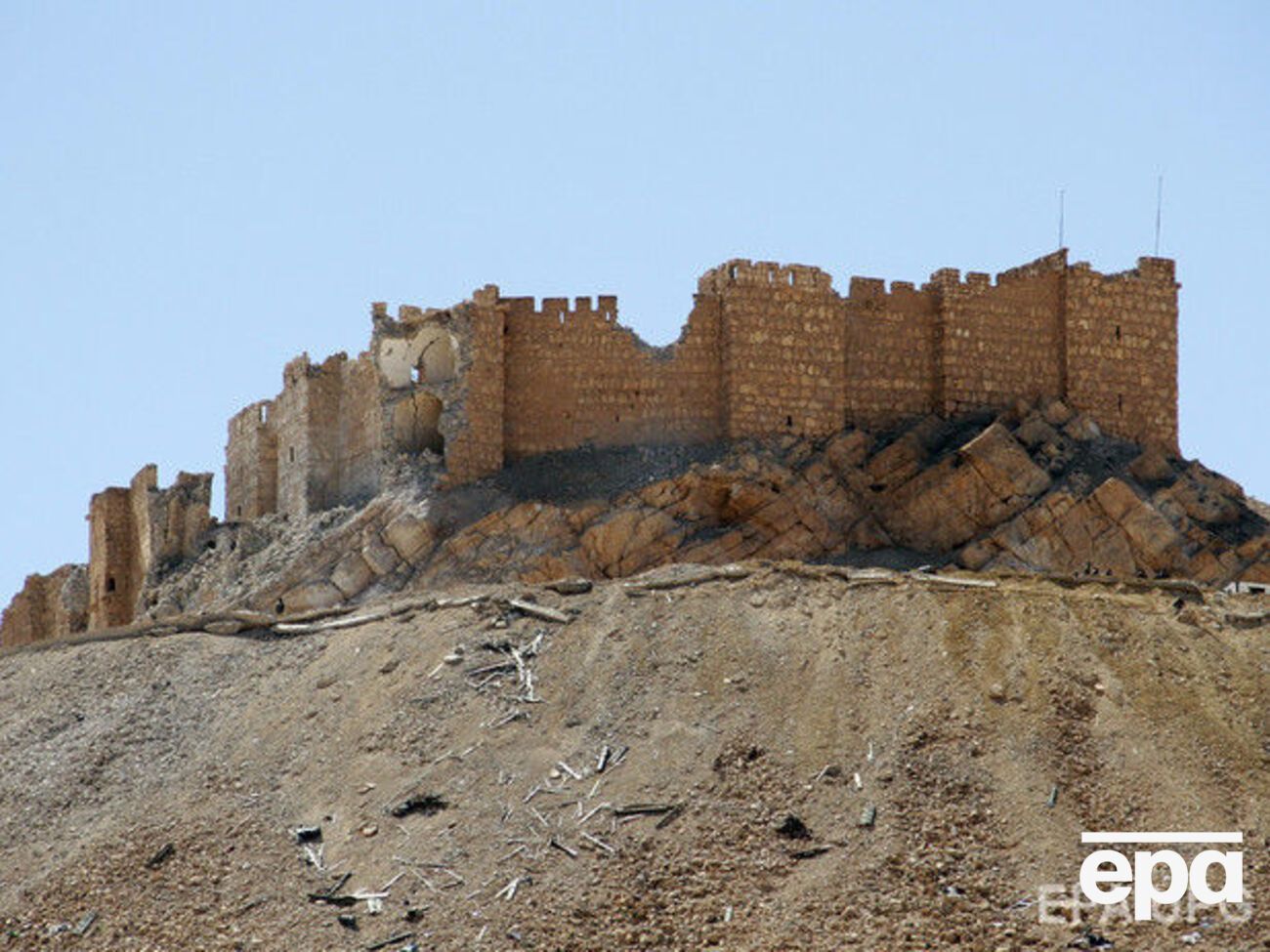 Цитадель древнего города Пальмира, отбитого у сирийской армии боевиками ИГИЛ