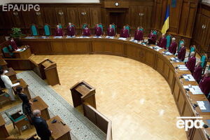 КСУ продолжил рассмотрение языкового закона в закрытом режиме