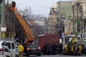 В Днепре экскаватор с неисправными тормозами стал причиной масштабного ДТП