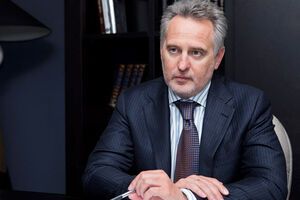 Компания Фирташа получила ЗТМК в частичную собственность в 2013 году