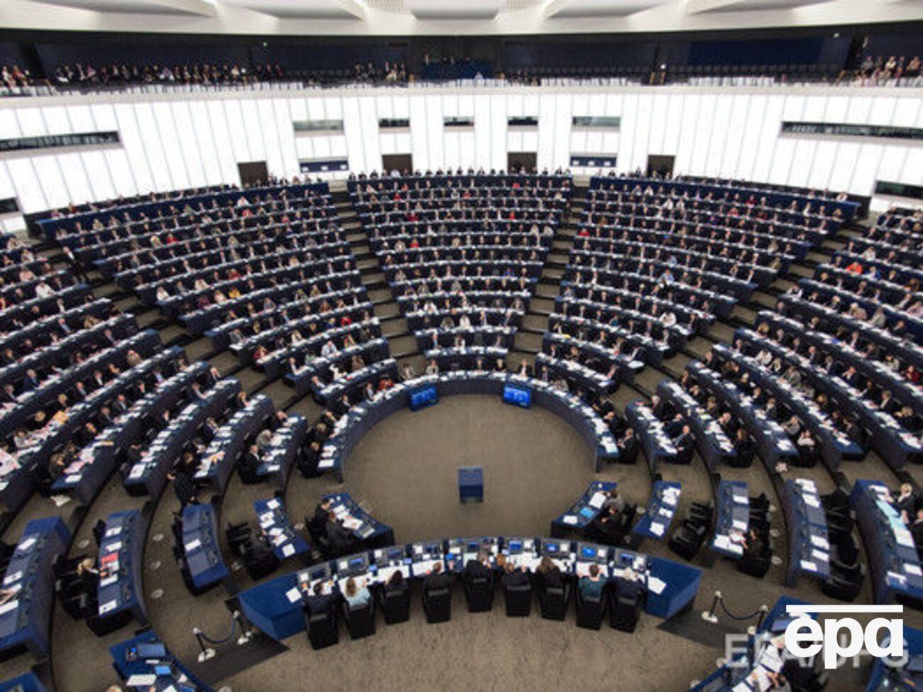 Европарламент поддержал введение механизма приостановки безвиза