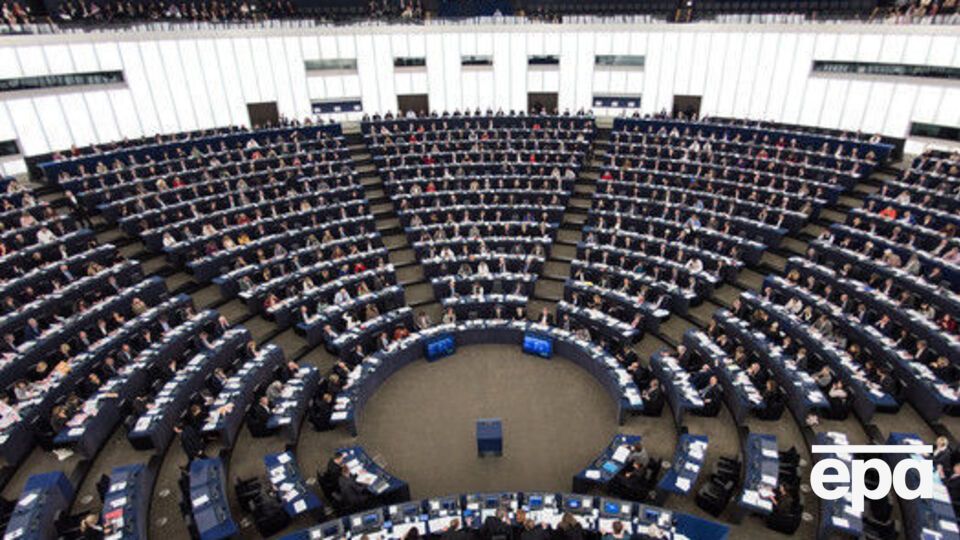 Европарламент поддержал введение механизма приостановки безвиза
