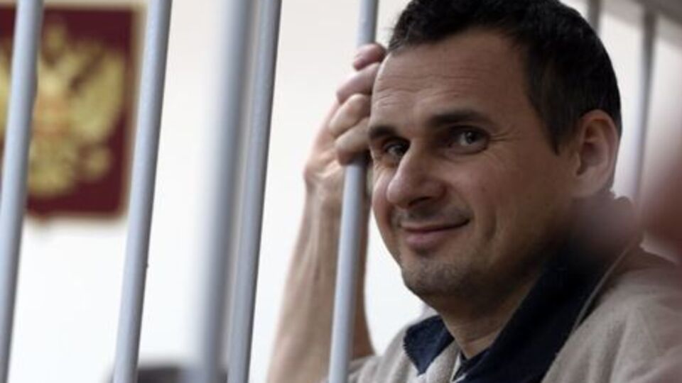 Олег Сенцов (на фото) ждет обмена и надеется на Украину, заявил его адвокат