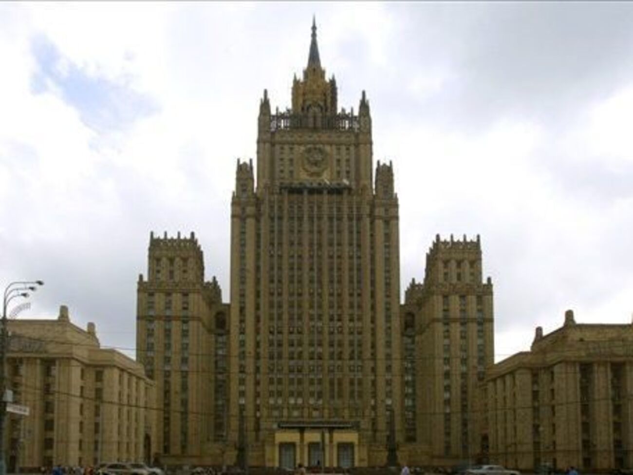 МИД РФ: Рассчитываем, что административные сотрудники ООН откажутся от политических игр вокруг сирийского гуманитарного сюжета и займутся выполнением своих непосредственных обязанностей