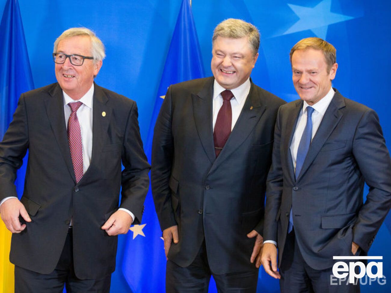 Европейские лидеры на встрече с Петром Порошенко в Брюсселе заявляли, что к Украине вопросов больше нет. Теперь ЕС должен решать, как и когда отменять визы для украинцев