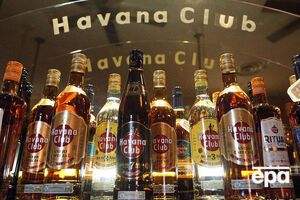 Куба хочет выплачивать долг Чехии ромом