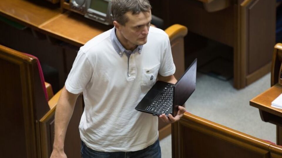 Луценко: Посмотрите на перечень вопросов, которыми занимается Савченко. Там полный политический и юридический бардак