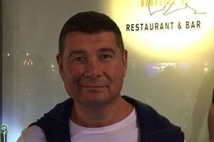 Онищенко: Если Порошенко нужно возбудить уголовные дела на близких людей, он это делает через НАБУ