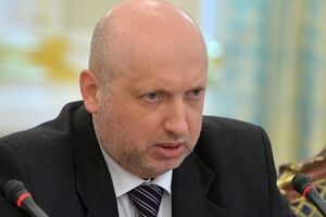 Турчинов: Президент корректен в спорах. И я тоже никогда не перехожу на эмоции