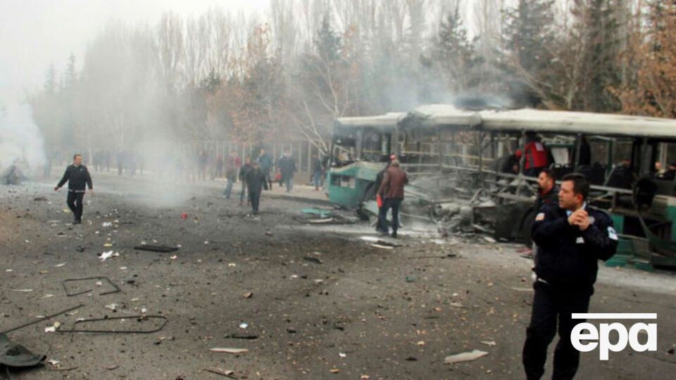 В турецком городе Кайсери подорвался автобус с солдатами