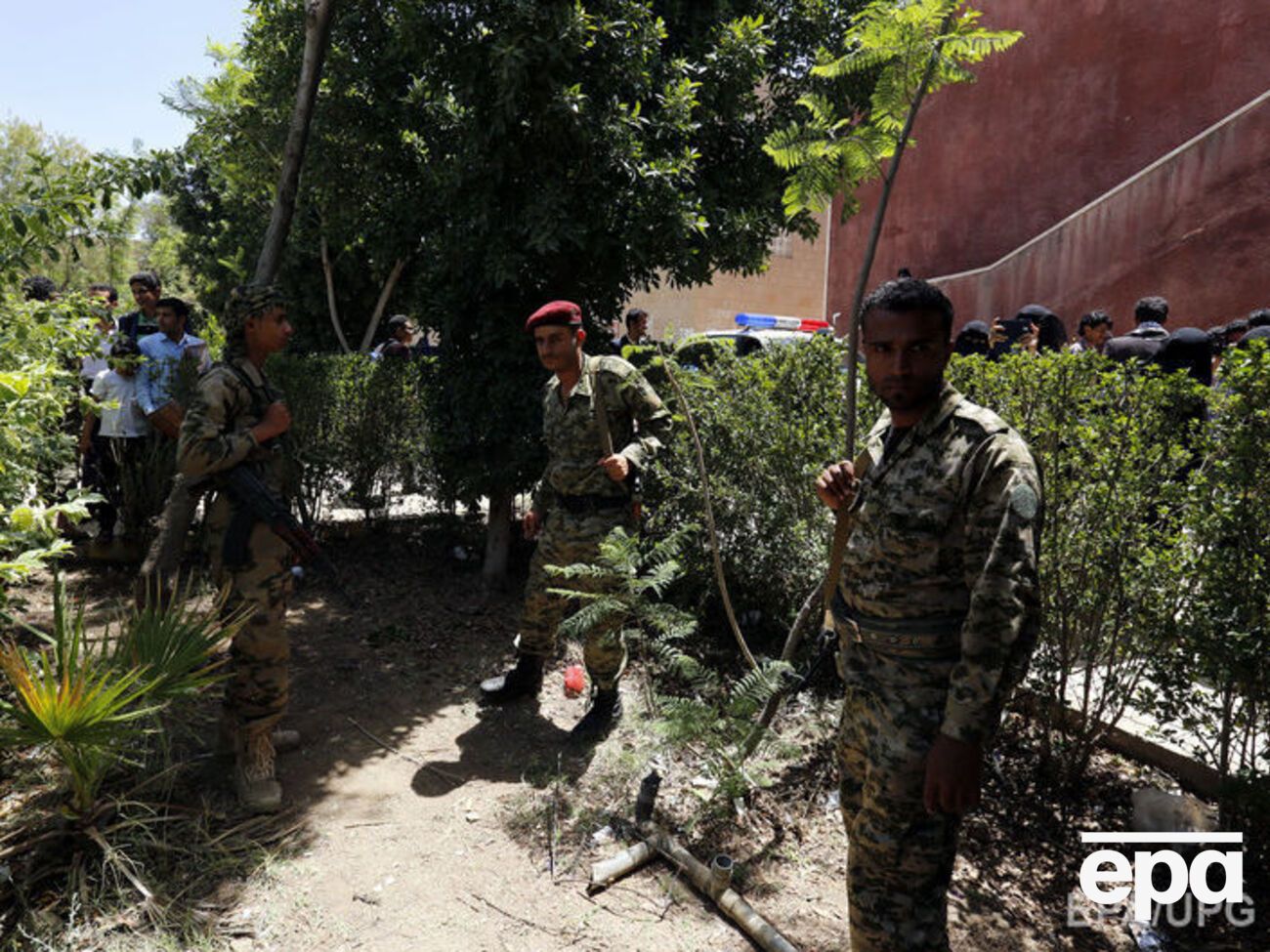 Террорист-смертник подорвал себя возле военной базы в йеменском Адене
